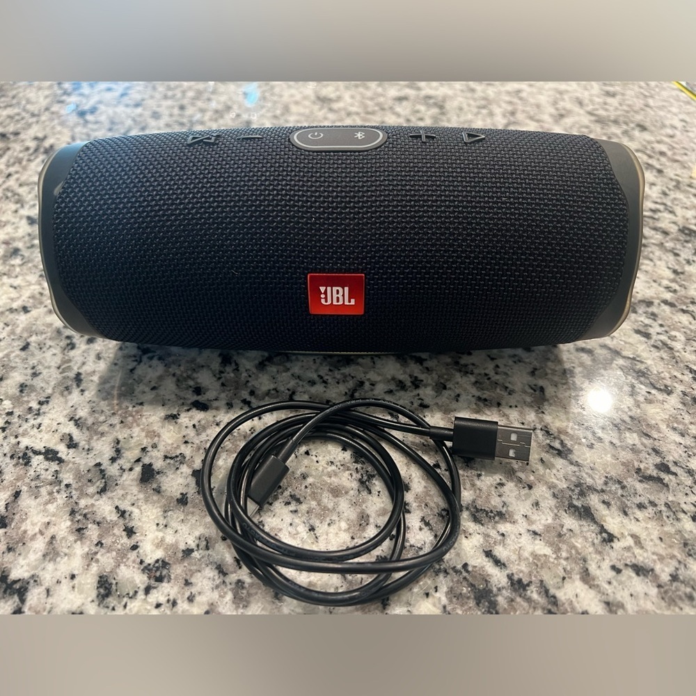 Jbl charge 4